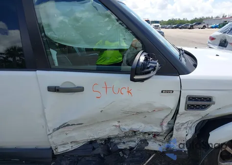 2016 Land Rover Lr4 z USA, uszkodzony, nr VIN SALAG2V64GA809426